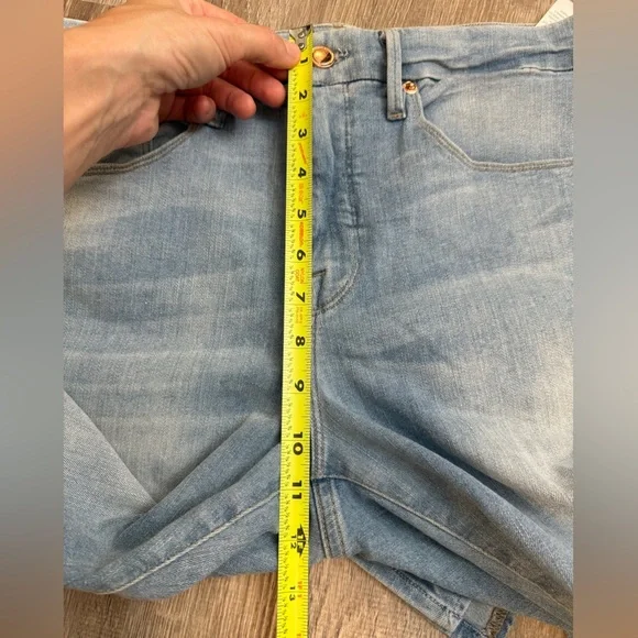 Good American Good Legs Split Hem Skinny Jeans Light Wash Size 12/31 - Picture 10 of 12